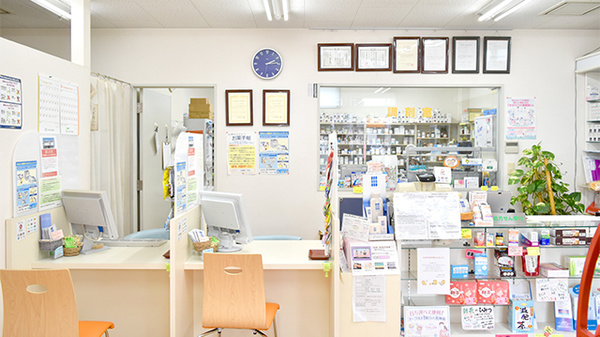久間薬局　多肥店の受付/カウンター