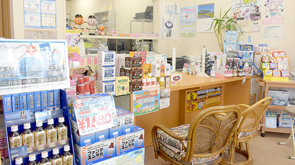 とみけ薬局の受付/カウンター