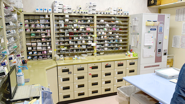 オカウチ調剤薬局多肥店の調剤室