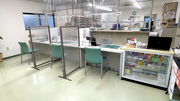 三本松調剤薬局の受付/カウンター