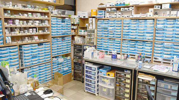 和田調剤薬局の調剤室