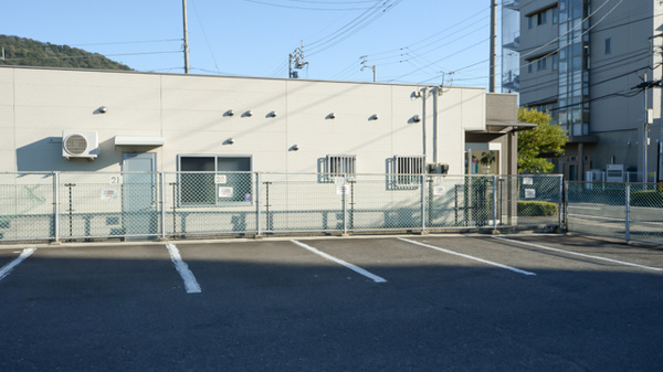 アカネ調剤薬局の駐車場