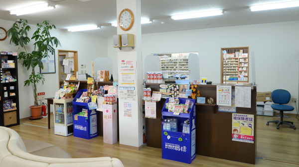 なつめ調剤薬局の受付/カウンター