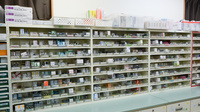 なつめ調剤薬局の薬棚