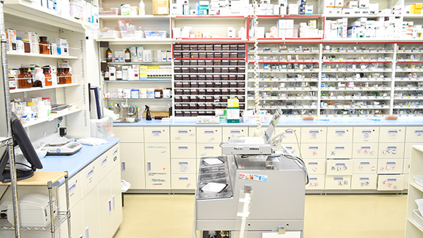 たんぽぽ薬局　山西店の調剤室