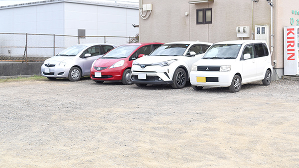 ひかり薬局の駐車場