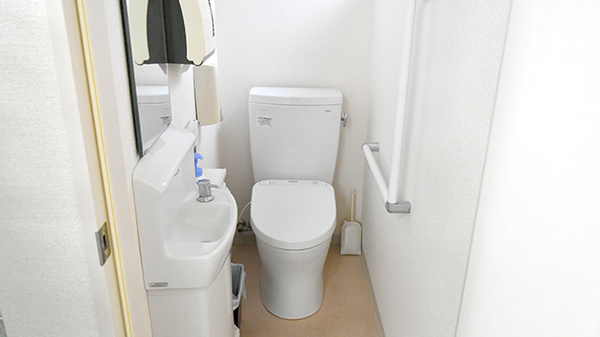 あいなん薬局のお手洗い