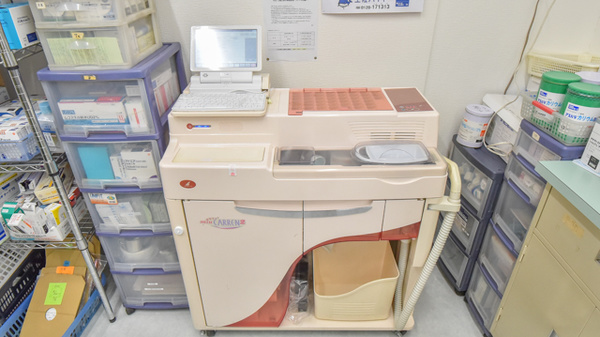 マリーナ薬局の調剤器具
