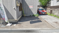 クローバー薬局の駐車場