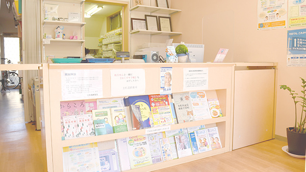 土佐道路薬局の受付/カウンター