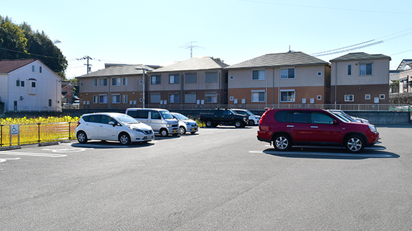 ふくい薬局の駐車場