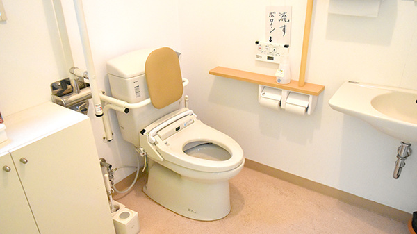 すみれ薬局けんみん前店のお手洗い