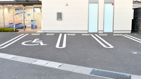 ブルークロスさくら薬局の駐車場