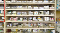 エイシン調剤薬局の薬棚