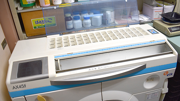 太陽薬局渡辺通店の調剤器具