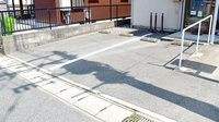コスモ調剤薬局の駐車場