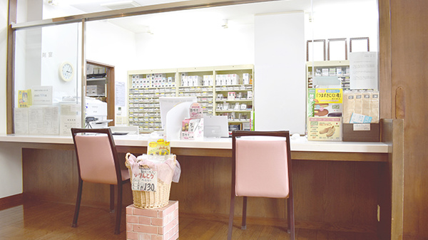 野間薬局　若久店の受付/カウンター