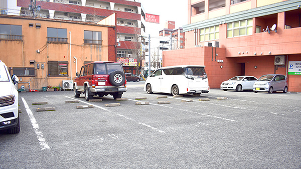 太陽薬局のま店の駐車場