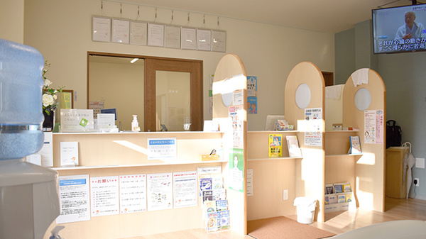 さんくす薬局　須玖南店の受付/カウンター