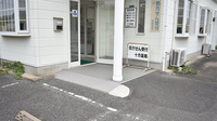十方薬局の入口