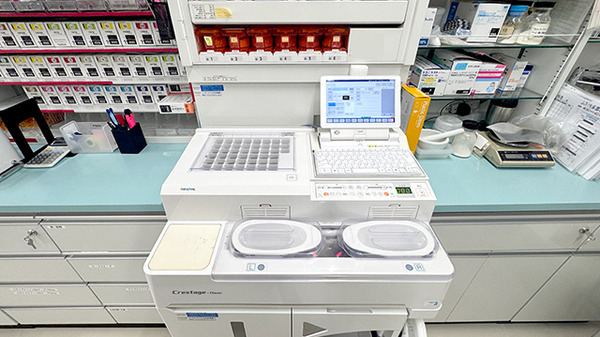 城南薬局の調剤器具