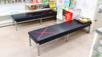 タイヨードー薬局十二軒屋店の待合スペース