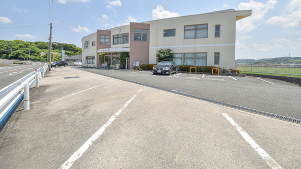 とき薬局の駐車場