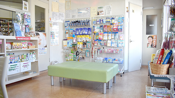 オハナ調剤薬局の待合スペース