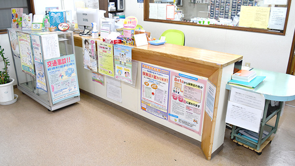 共友調剤薬局本城の受付/カウンター