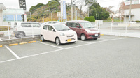 こみね調剤薬局の駐車場