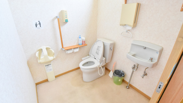 犀川薬局のお手洗い