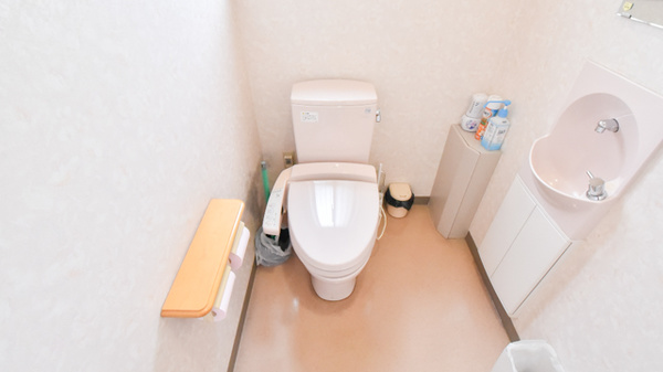 西泉薬局のお手洗い