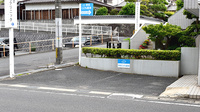 青空こども薬局の駐車場