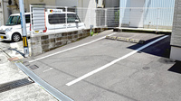 さわせ薬局の駐車場