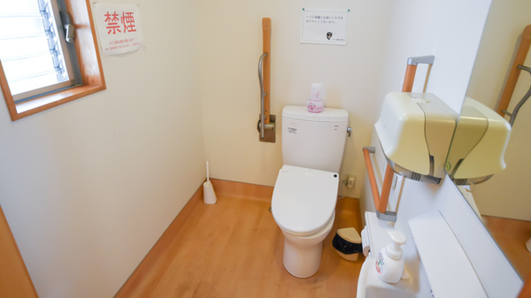 ハロー薬局大町店のお手洗い