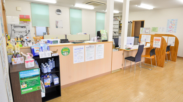 ひまわり高岡薬局の受付/カウンター