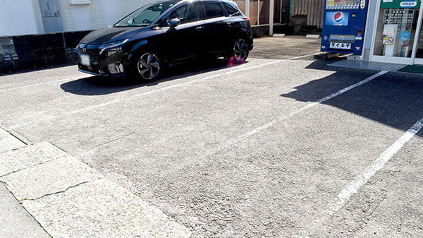 本庄調剤薬局の駐車場