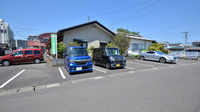 トロン調剤薬局の駐車場