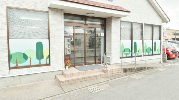 あさひ薬局の入口