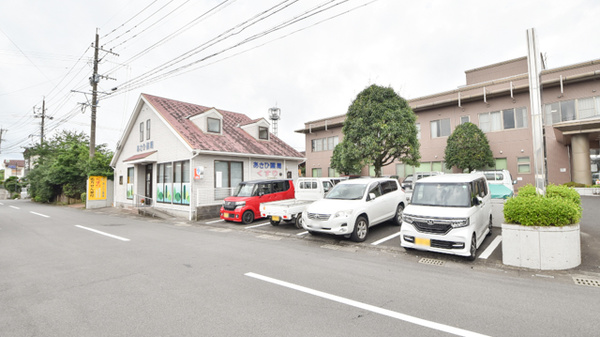 あさひ薬局の駐車場