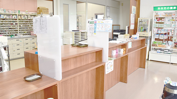 寿八丁目薬局笠之原店の受付/カウンター