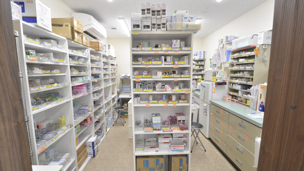 スマイル薬局出水店の調剤室