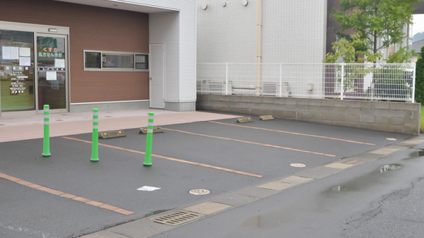 おおぞら薬局の駐車場