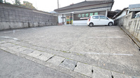 ふなき薬局の駐車場