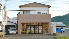 ピッコロ調剤薬局の外観