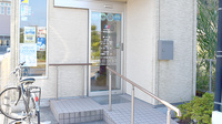 マリンバ調剤薬局　郡山店の入口