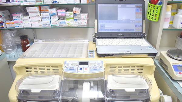 スマイル薬局の調剤器具