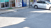 みさき薬局の駐車場