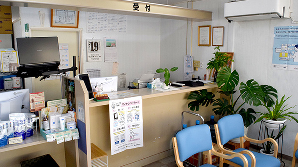 すずらん薬局の受付/カウンター