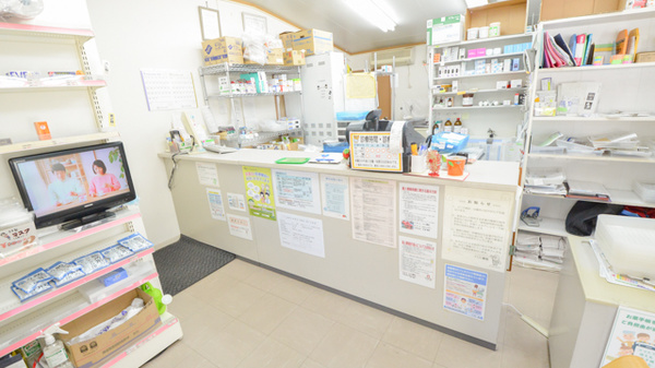 くじら薬局の受付/カウンター